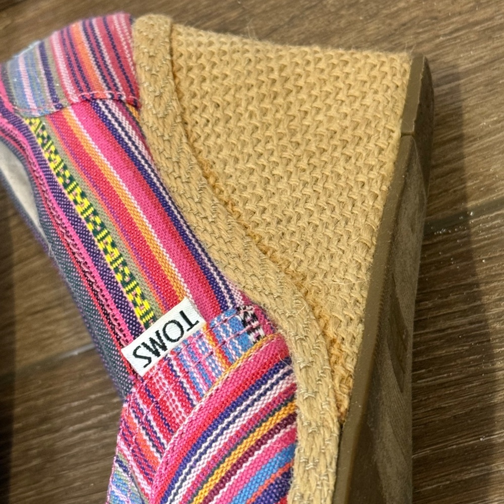 Toms Women's Peep-Toe Wedge Espadrille, Striped, Multi-Color, Size 7, Summer - Picture 8 of 13